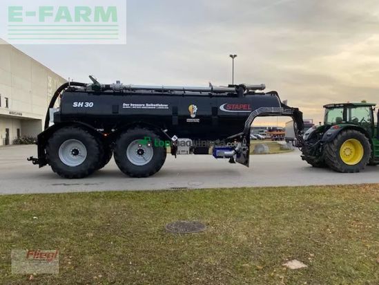 Equipamiento / accesorio - Stapel - schwanenhalsfass xerion 30000l