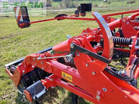 Cultivador - Kuhn - cultimer l 400 r nsm + t-liner-walze