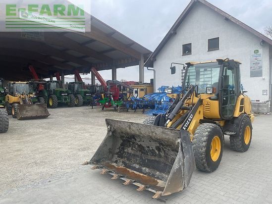 Minicargadora - Volvo - l 25f