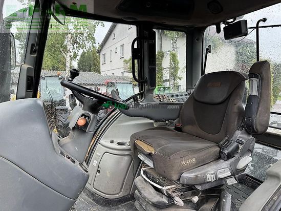 Tractor agrícola - Valtra - t202 versu