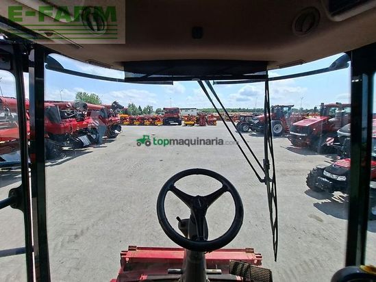 Cosechadora de Cereal - Case IH - axial-flow 6140 cu heder de 6,1 m