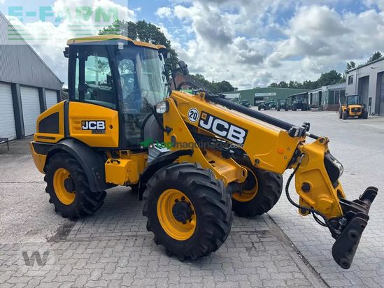 Minicargadora - JCB - tm 220