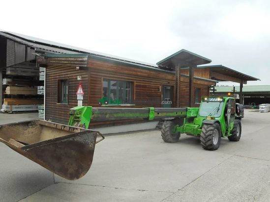 Telescopica - Merlo - p28.8 ( 2,8t 8m ) 40km/h ( 2x2 meter )