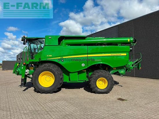 Cosechadora de Cereal - John Deere - s785