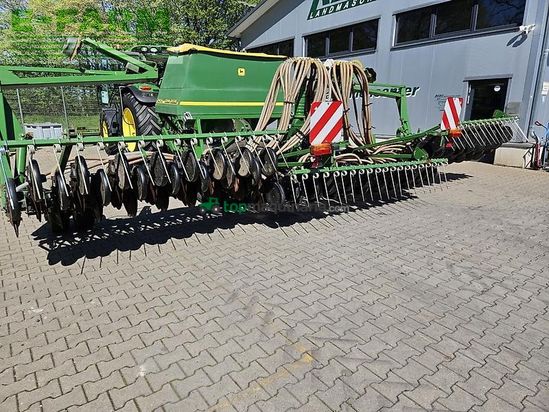 Sembradora - John Deere - 740a