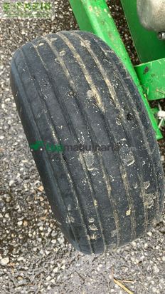 Empacadora gigant - John Deere - v461r hc25