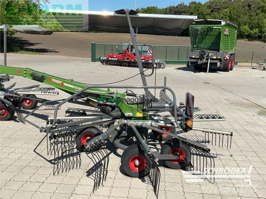 Rastrillo - Fendt - former 1502