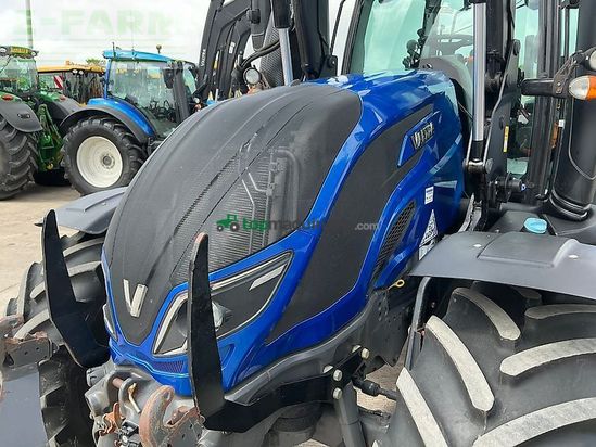 Tractor agrícola - Valtra - t174 active tractor (st26435)