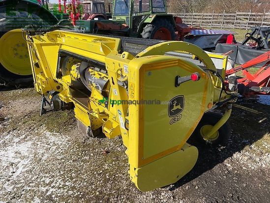 Cosechadora de Cereal - John Deere - 8300