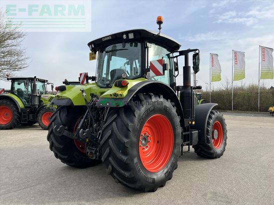 Tractor agrícola - Claas - ARION 650
