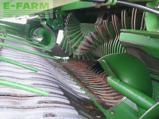 Empacadora gigant - Krone - comprima v 150 xc