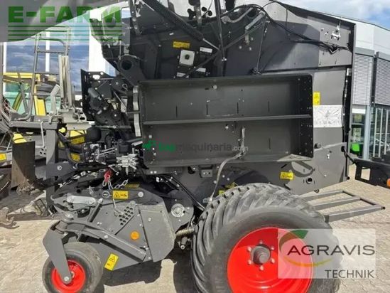 Empacadora gigant - Claas - variant 585 rc pro