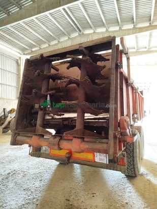 Remolque esparcidor Santamaría 15000kgs