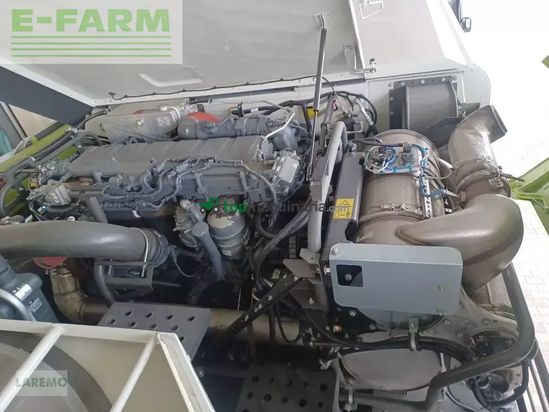 Cosechadora de Cereal - Claas - lexion 6900 terratrac + vario v 930