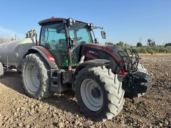 Tractor agrícola - Valtra -  N134
