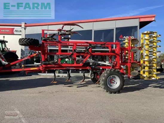 Cultivador - Pöttinger - terria 5040