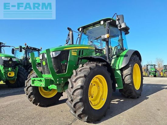 Tractor agrícola - John Deere - 5100m