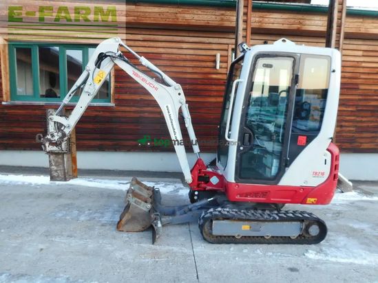 Excavadora - Takeuchi - tb 216 ( 1.865kg ) powertilt + 3 löffel