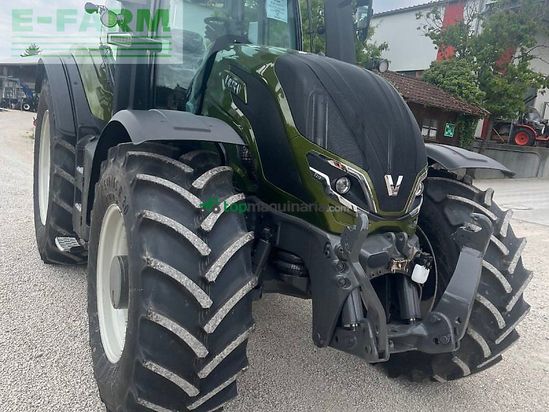 Tractor agrícola - Valtra - t 215d mit rüfa und forstkabine