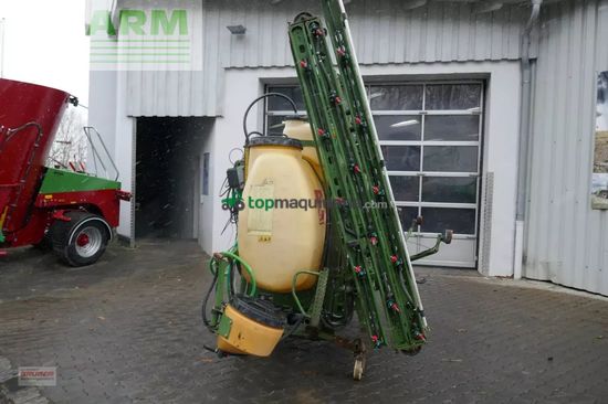 Atomizador - Amazone - uf 1000+fronttank & section control 15m gestänge