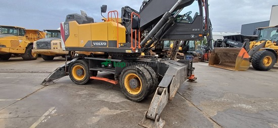 Excavadora VOLVO EW240E