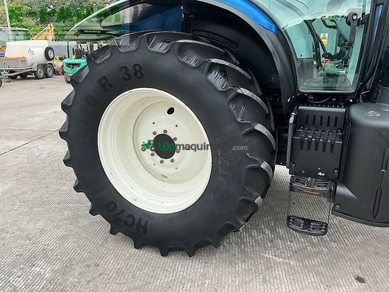 Tractor agrícola - New Holland - t7.210 tractor (st27474)