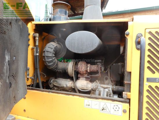 Minicargadora - Hyundai - hl740-7 mit hochkippschaufel u. volvo sw