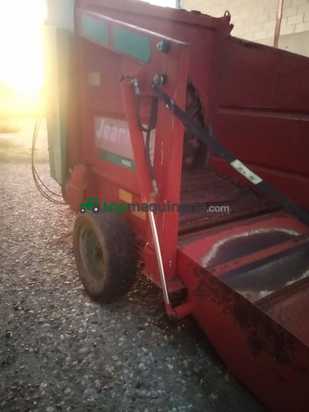 Picadora - esparcidora de paja