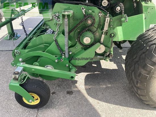 Empacadora gigant - John Deere - v461m