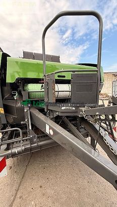 Empacadora gigant - Fendt - rotana 180v xtra cut welger