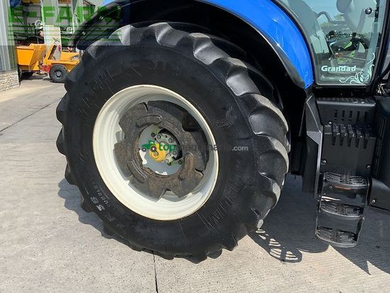 Tractor agrícola - New Holland - t7.260 tractor (st23278)