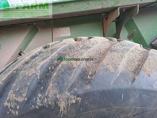 Empacadora gigant - John Deere - v461r