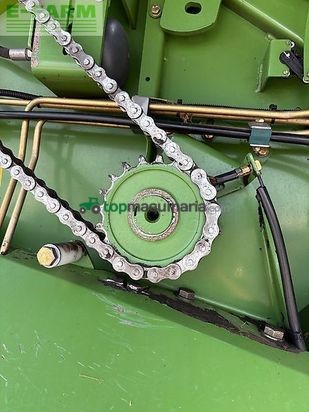 Empacadora gigant - Krone - comprima v 210 xc