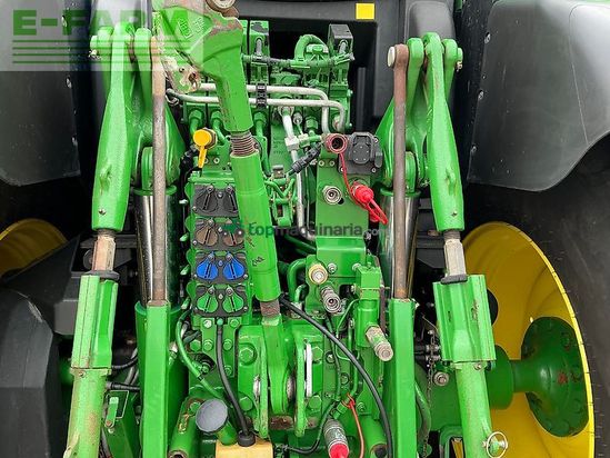 Tractor agrícola - John Deere - 6215r premium edition tractor (st26314)