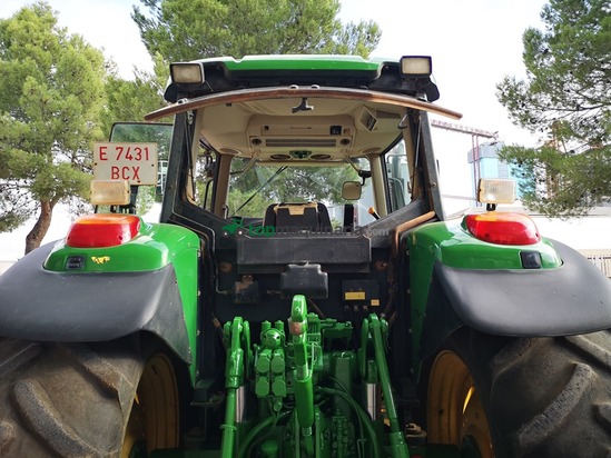 Tractor agrícola - John Deere - 6520