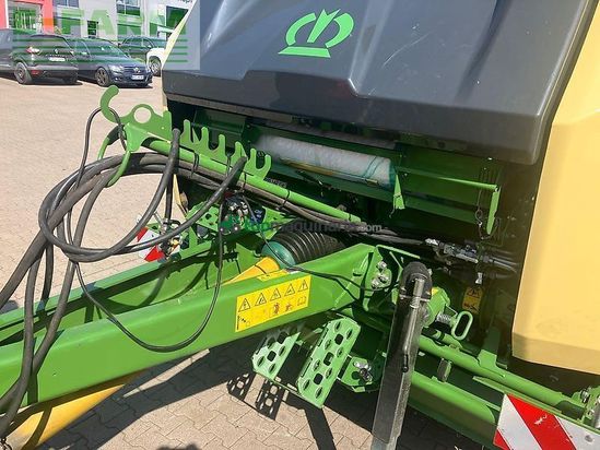 Empacadora gigant - Krone - varipack v190 xc plu