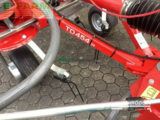 Henificador - Massey Ferguson - td 454 dn