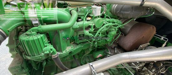 Cosechadora de Cereal - John Deere - 8300