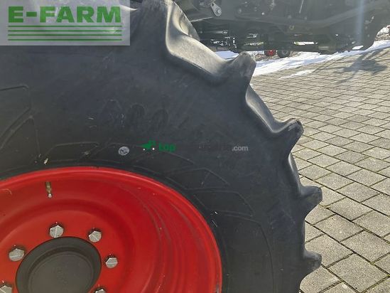 Cosechadora de Cereal - Claas - trion 750 + v770