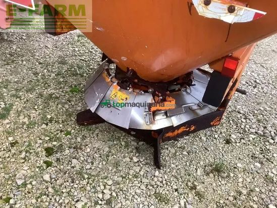 Esparcidor - Kuhn - vsa 601