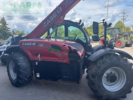 Telescopica - Case IH - 742 farmlift nur 3330 std.