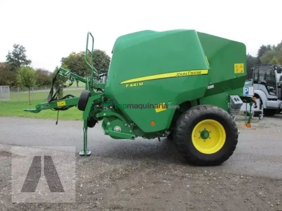 Empacadora gigant - John Deere - f441m