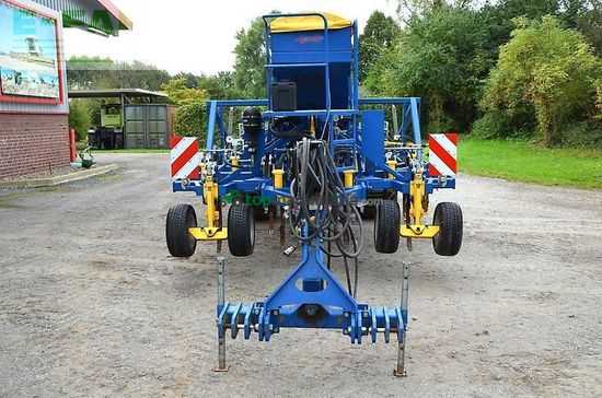 Sembradora - Treffler - tg 300.1 + lemken säschiene