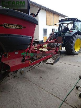 Sembradora - Väderstad - rapid 300 s