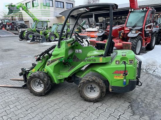 Minicargadora - Avant - 5e tele nur 270h