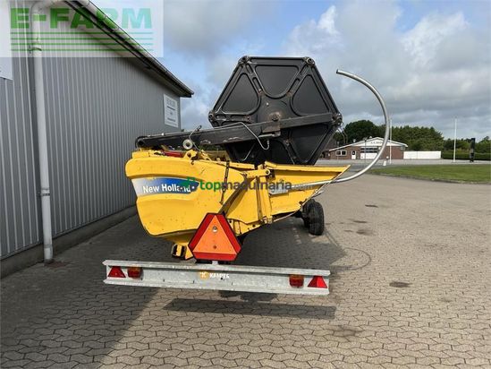 Cosechadora de Cereal - New Holland - cr 980