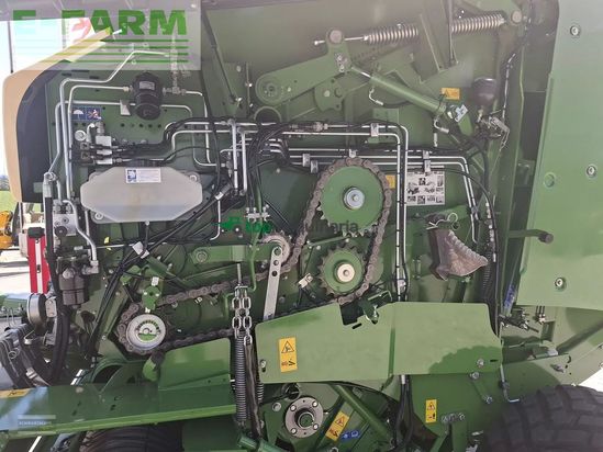 Empacadora gigant - Krone - comprima v 150 xc x-treme