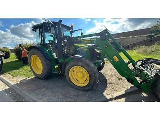 Tractor agrícola - John Deere - 5100m
