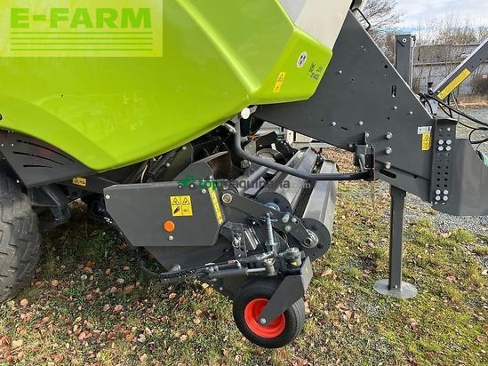 Empacadora gigant - Claas - quadrant 5200 fc tandem