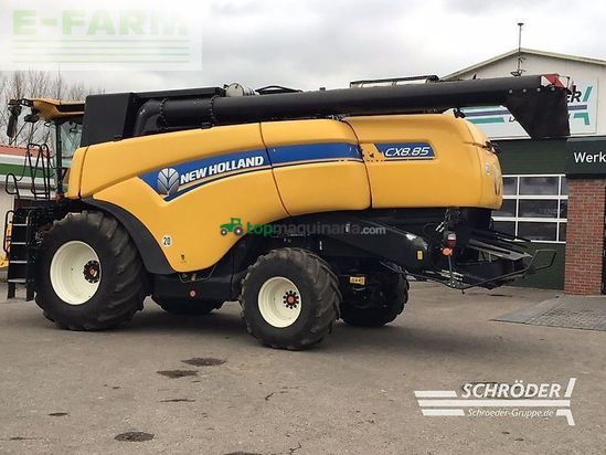 Cosechadora de Cereal - New Holland - cx 8.85 + schneidwerk 7,60m